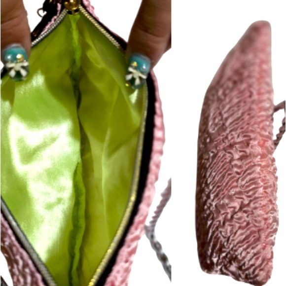 Ipsy Glam Bag February 2024 Elegant Pink Textured Women's Cosmetic Bag - Picture 5 of 7